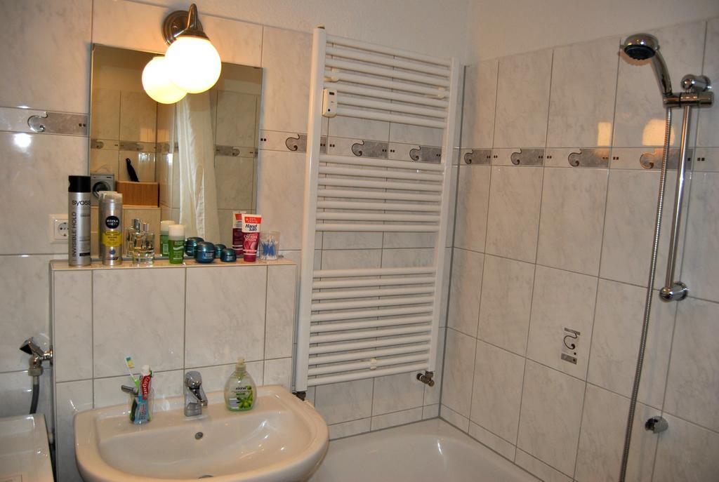 Adoreo Apartments & Suites Leipzig Room photo